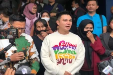 Baim Wong Laporkan Kasus...