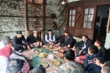TGB Zainul Majdi: Masih...