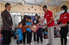 Gerakan Sosial Tunjuk...