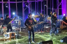 7 Musisi Rock Indonesia...