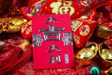 Sejarah dan Makna Angpao...