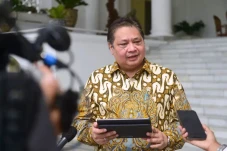 Kejar Target Pertumbuhan...