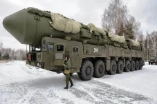 Perang Ukraina Memanas,...
