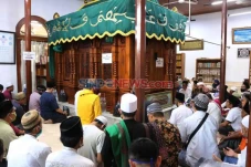 7 Karomah Habib Husein...