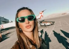 Potret Cantik Nia Ramadhani...