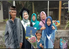 Cerita Izza, Mahasiswa...