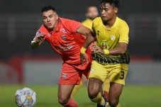Hasil Liga 1 2022/2023:...
