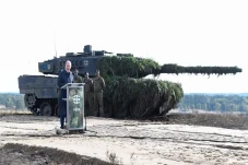 Sekutu NATO Gagal Sepakat,...
