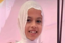 Anak Gadis Ini Tolak...