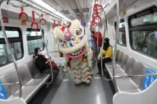 Atraksi Barongsai Meriahkan...