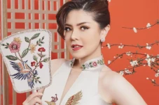 Tina Toon Rayakan Imlek...