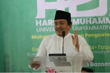 Perkuat Ekonomi Umat,...