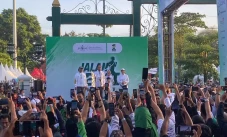 Presiden Jokowi dan...