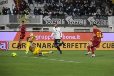 Hasil Spezia vs AS Roma:...
