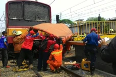 4 Kecelakaan KRL Paling...