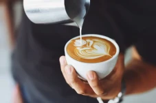 4 Juragan Bisnis Kopi...