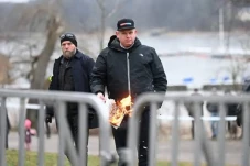 Politisi Anti-Islam...