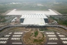 Bandara Kertajati Dijual,...