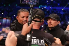Tyson Fury Atau Oleksandr...