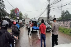Kecelakaan Motor di...