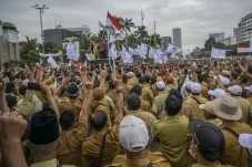Masifnya Demo Kepala...