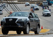 Mobil SUV Buatan Karawang...