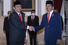 Izil Azhar Jadi Perantara...