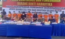 Polisi Tangkap Napi...