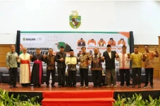Bertempat di Unika Atma...