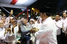 Prabowo Ajak Masyarakat...