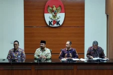 Bahas Biaya Haji Bersama...