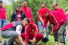 Peringati HUT ke-50...