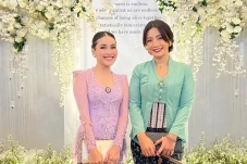Demi Tampil Cantik di...