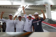 Kereta Cepat Jakarta...