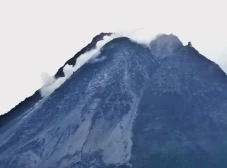 Waspadai Guguran Lava...