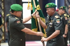KSAD Dudung Pimpin Sertijab...