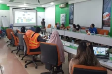 Sosialisasi Program...