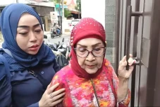 Kunjungi Rumah Venna...