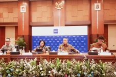 Ramalkan Perlambatan...