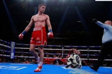 Callum Smith Ancam Artur...