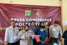 Curi Mobil untuk Ziarah...