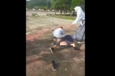 Viral! Perkelaihan 2...