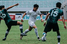 Hasil Liga 1 2022/2023:...