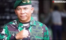 Pernah Jadi Danjen Kopassus,...