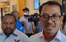 Partai Perindo Buka...