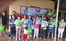 Partai Perindo Berbagi...