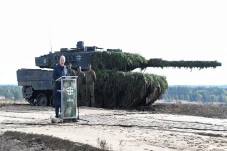 Kremlin Dukung Sayembara...