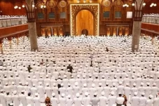 Khutbah Jumat Bulan...