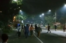 Polisi Berlakukan Jam...