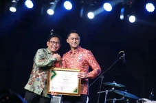 Bupati Bandung Barat...